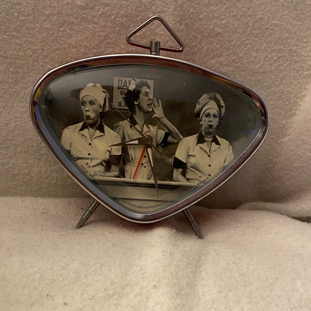 Retro “I Love Lucy” Clock
